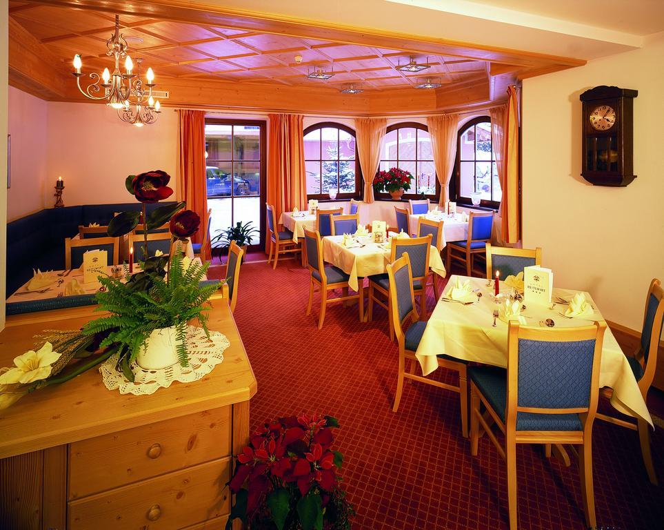 Hotel Reitlwirt Brixen im Thale Luaran gambar